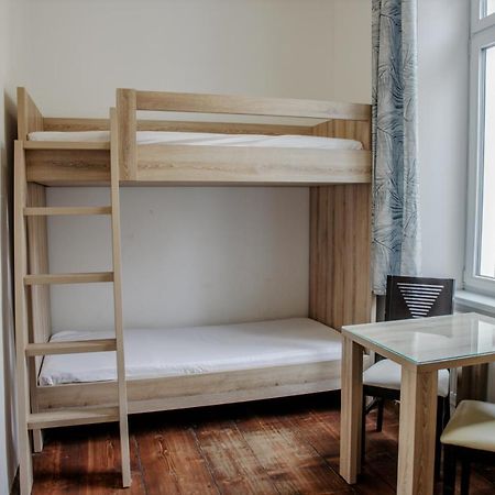 Cuba Bar & Hostel تشيسكي بوديوفيتسه المظهر الخارجي الصورة